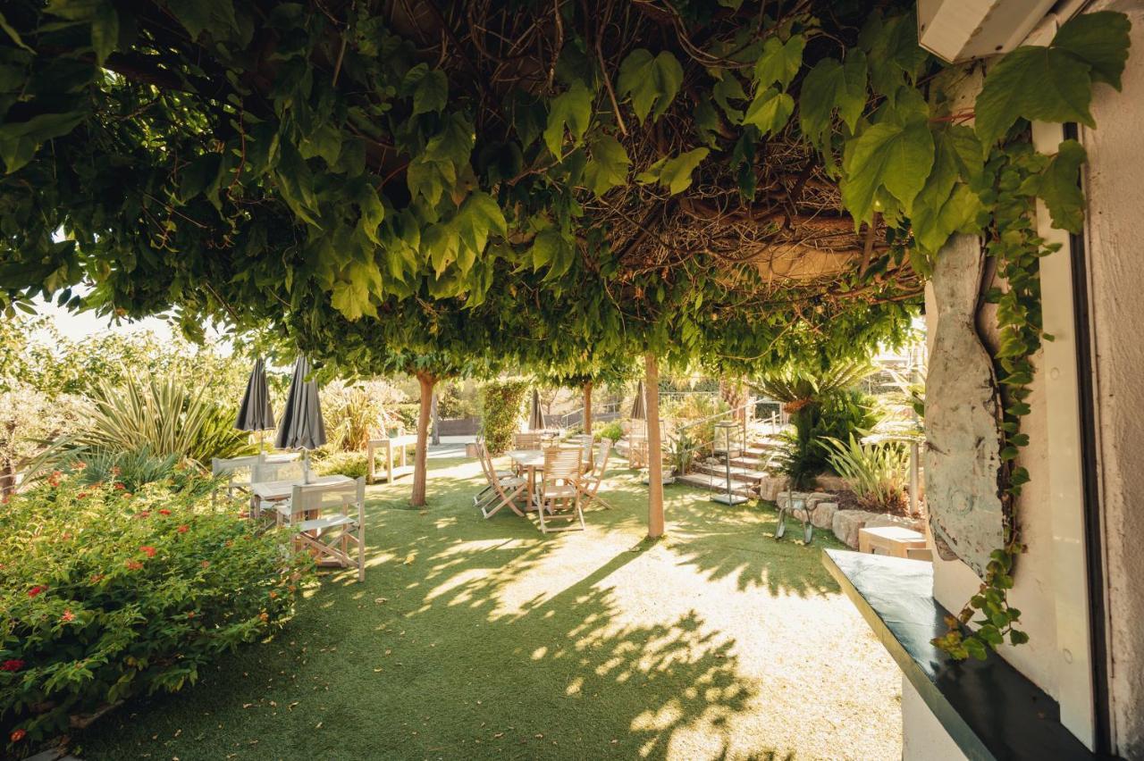 Van Der Valk Hotel Le Catalogne Сен-Агулф Екстериор снимка
