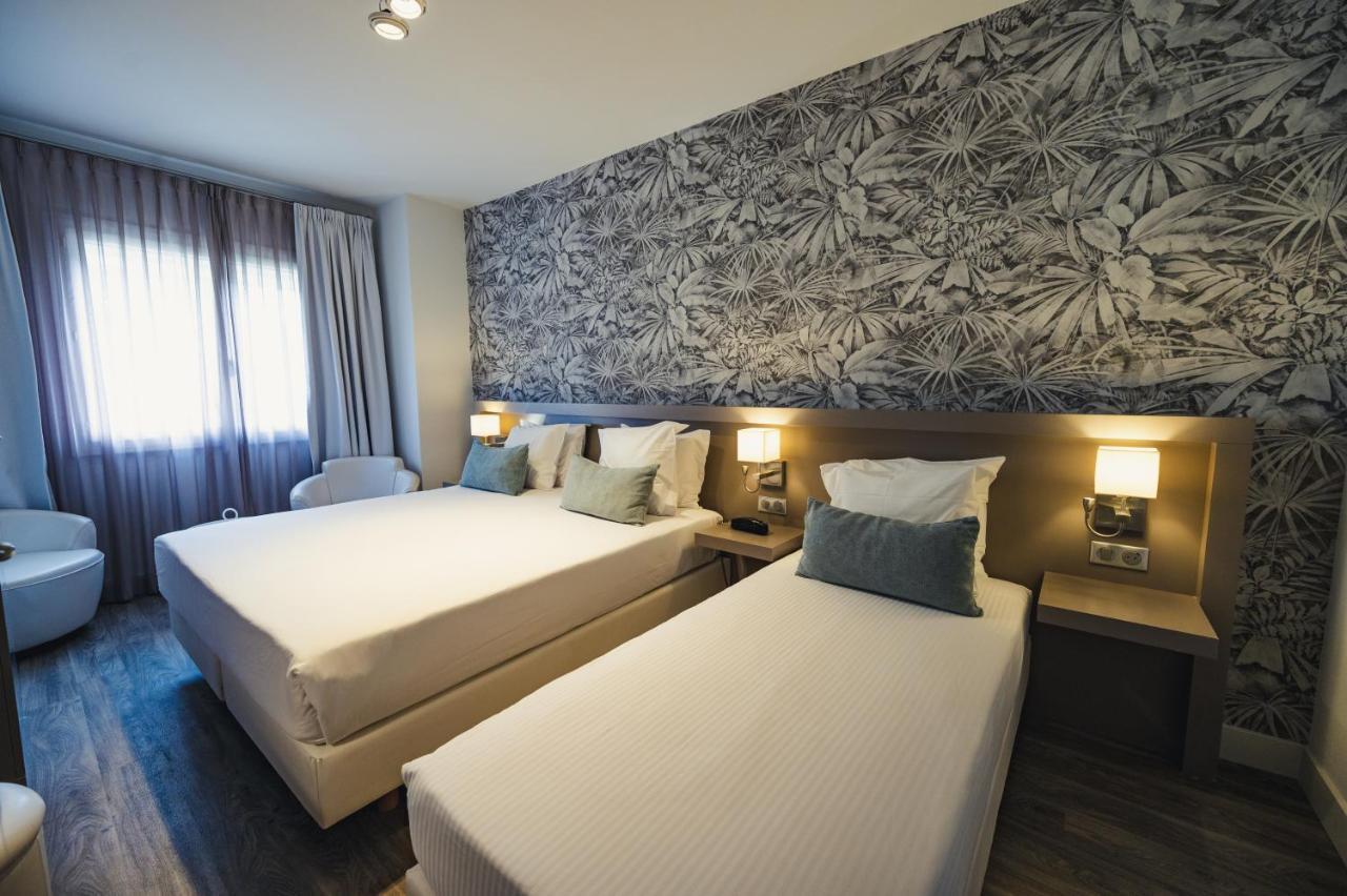 Van Der Valk Hotel Le Catalogne Сен-Агулф Екстериор снимка