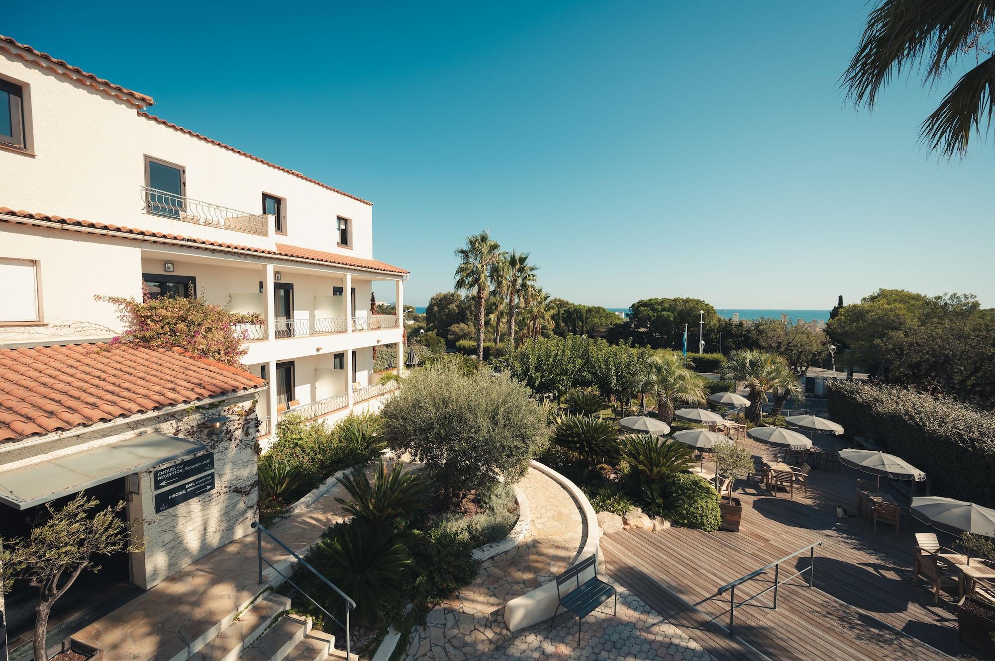 Van Der Valk Hotel Le Catalogne Сен-Агулф Екстериор снимка