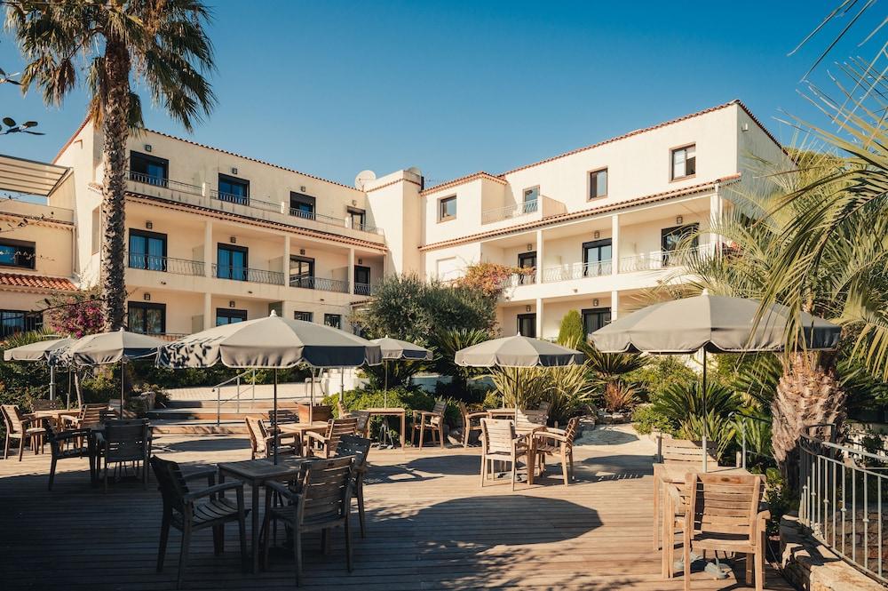 Van Der Valk Hotel Le Catalogne Сен-Агулф Екстериор снимка